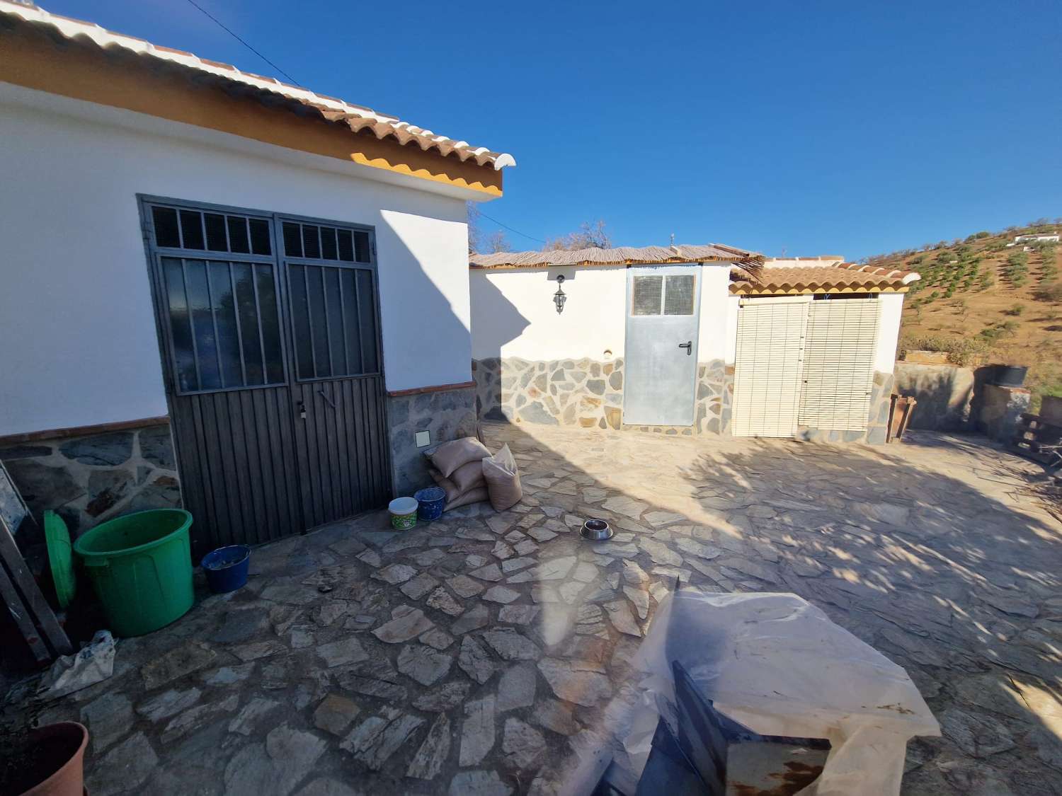 Villa for sale in Guaro