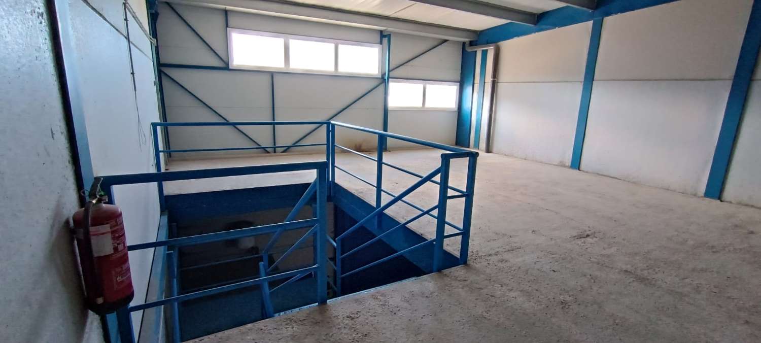 Industrial for rent in Alhaurín de la Torre