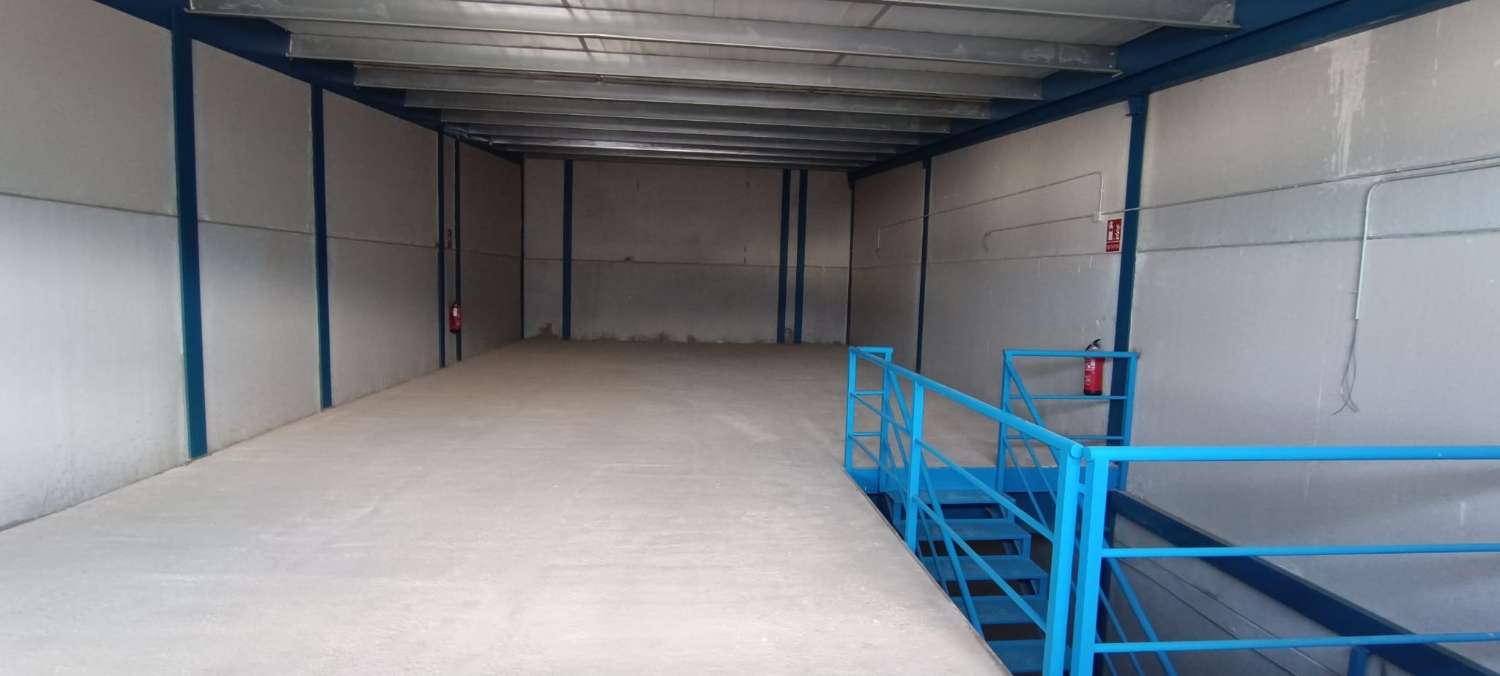 Industrial for rent in Alhaurín de la Torre