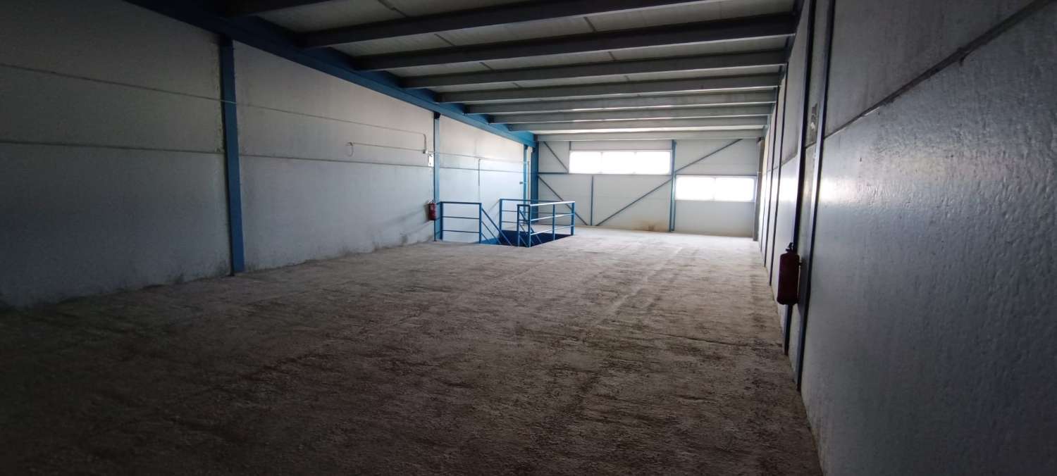 Industrial for rent in Alhaurín de la Torre