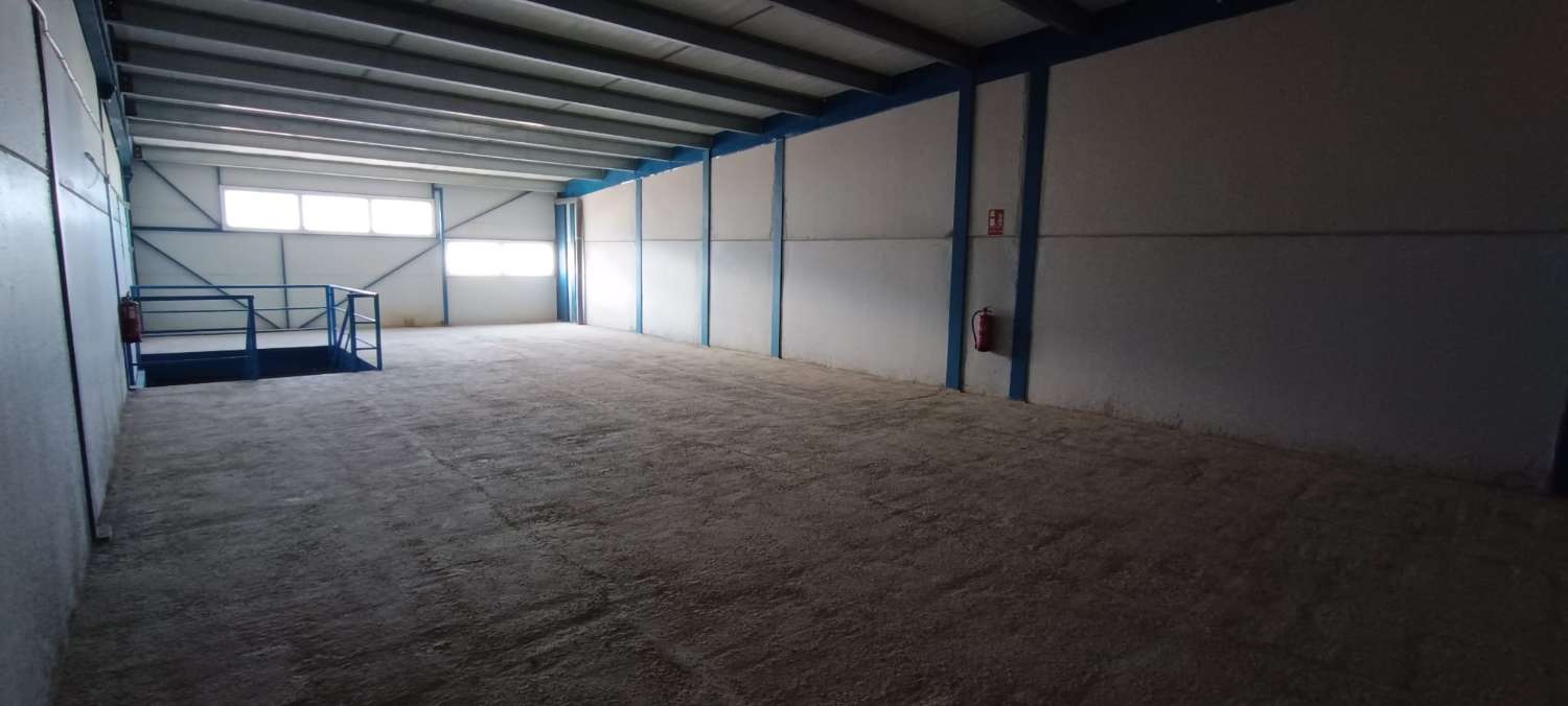 Industrial for rent in Alhaurín de la Torre