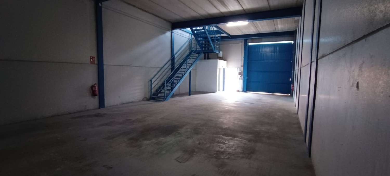 Industrial for rent in Alhaurín de la Torre